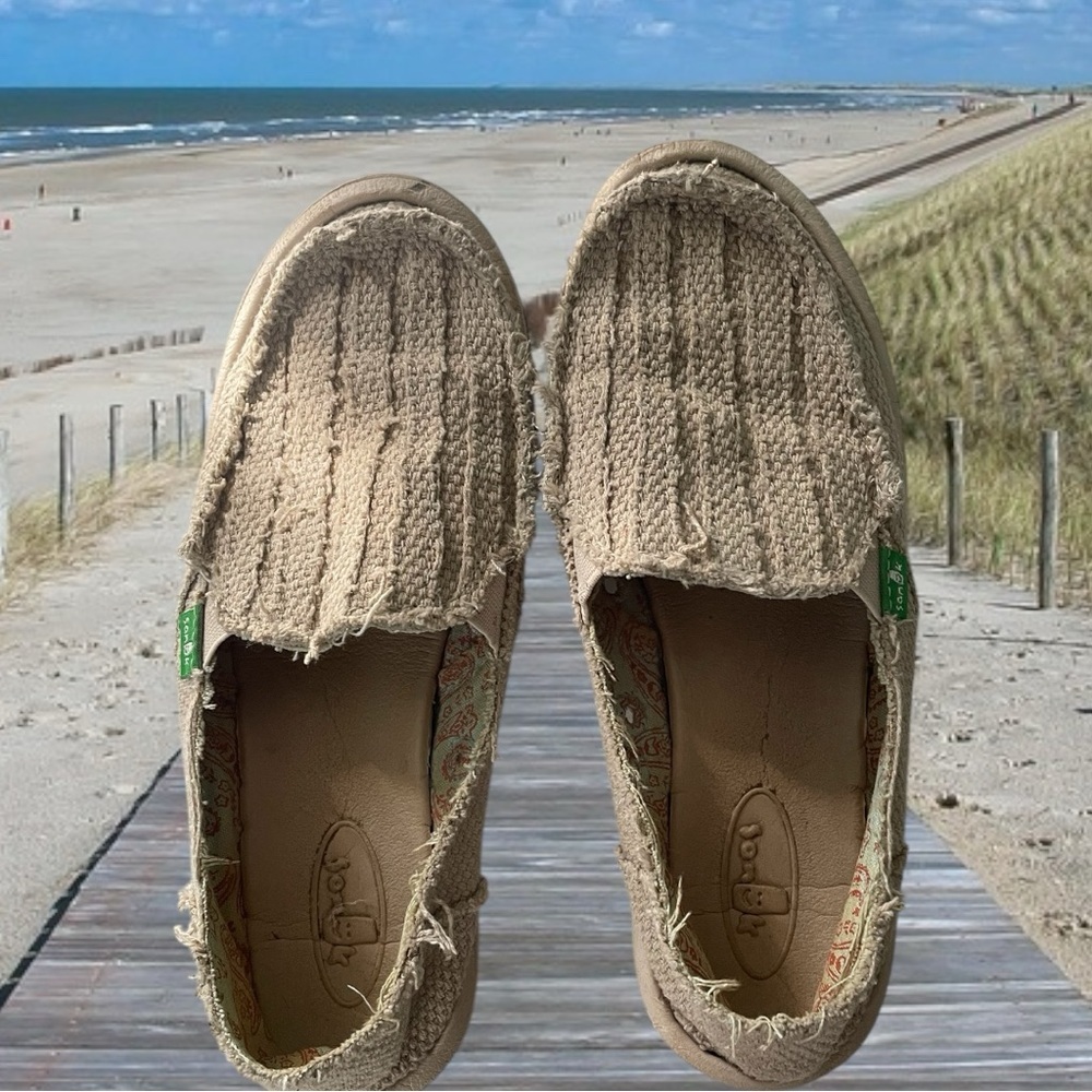Sanuk Beige Women's Flats Distressed Look - Picture 4 of 9